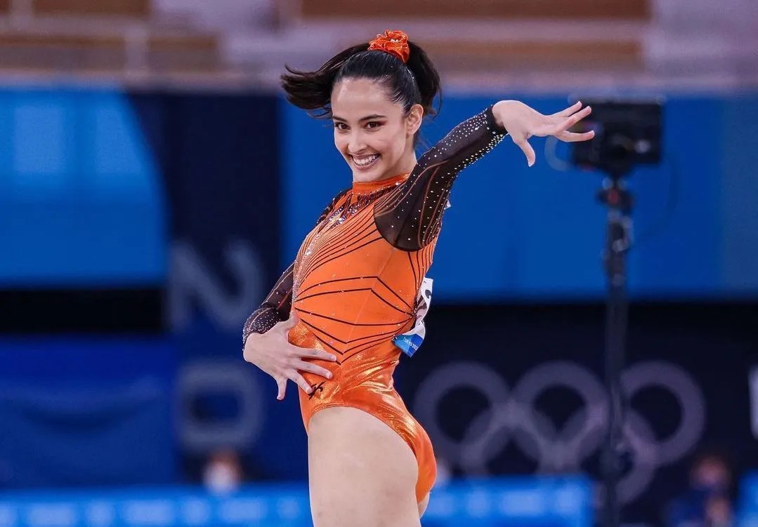 安东尼·戴维斯强烈否认左手手术传闻，独行侠未来存疑